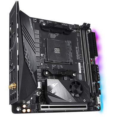 Plaa Base Gigabyte X570 I Aorus Pro Wifi AM4