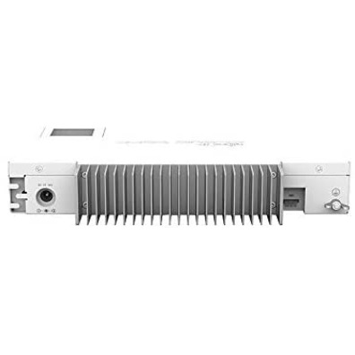 Schalter 8 Puertos Mikrotik CCR1009-7G-1C-1S + PC